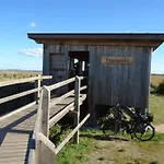 Apartamento Komfortable In By Interhome Zingst