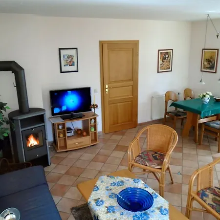 Apartman Komfortable In By Interhome