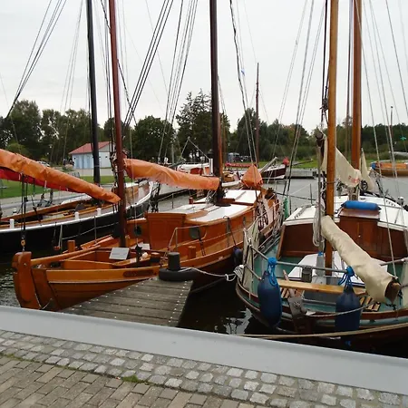 Komfortable In By Interhome * Zingst